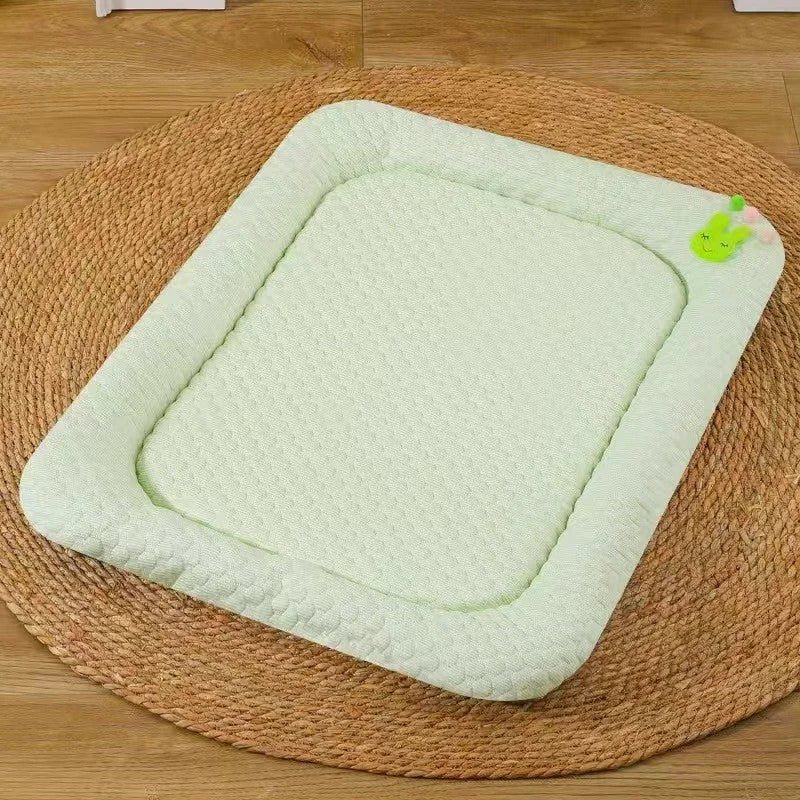 Green Breathable Cooling Pet Mat - Ice Bean Summer Bed