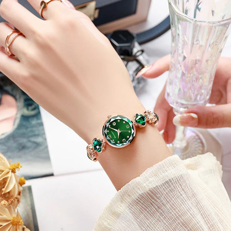 Green Women’s Four-Leaf Clover Quartz Watch with Red Dial