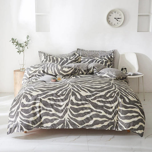 Grey Leopard Pattern 3-Piece Polyester Duvet Cover Set