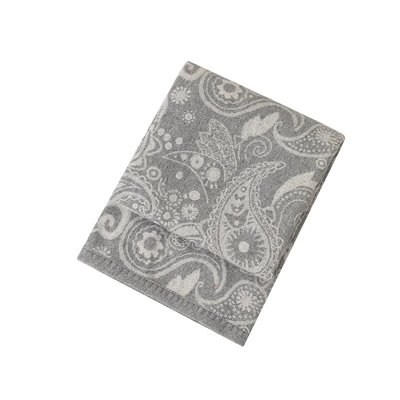 Grey Luxurious Paisley Jacquard Throw Blanket - Soft Wool