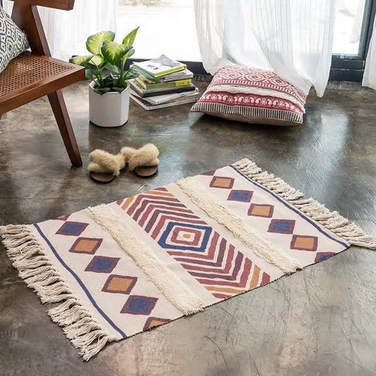 Handwoven Cotton Tassel Floor Rug for Bedroom or Living