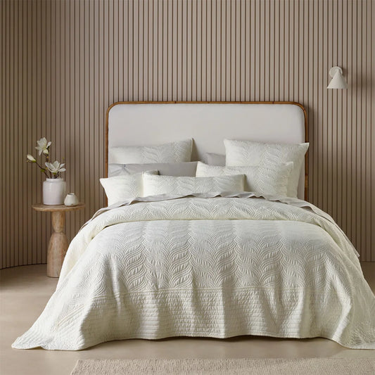 Kamala Cream Embossed Bedspread Set - King - Furniture