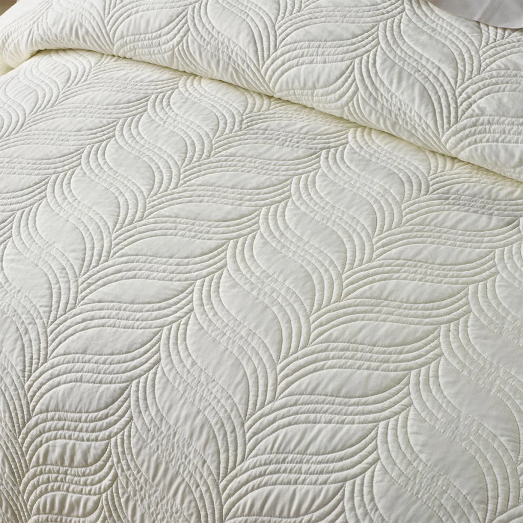 Kamala Cream Embossed Bedspread Set - Queen - Home & Garden