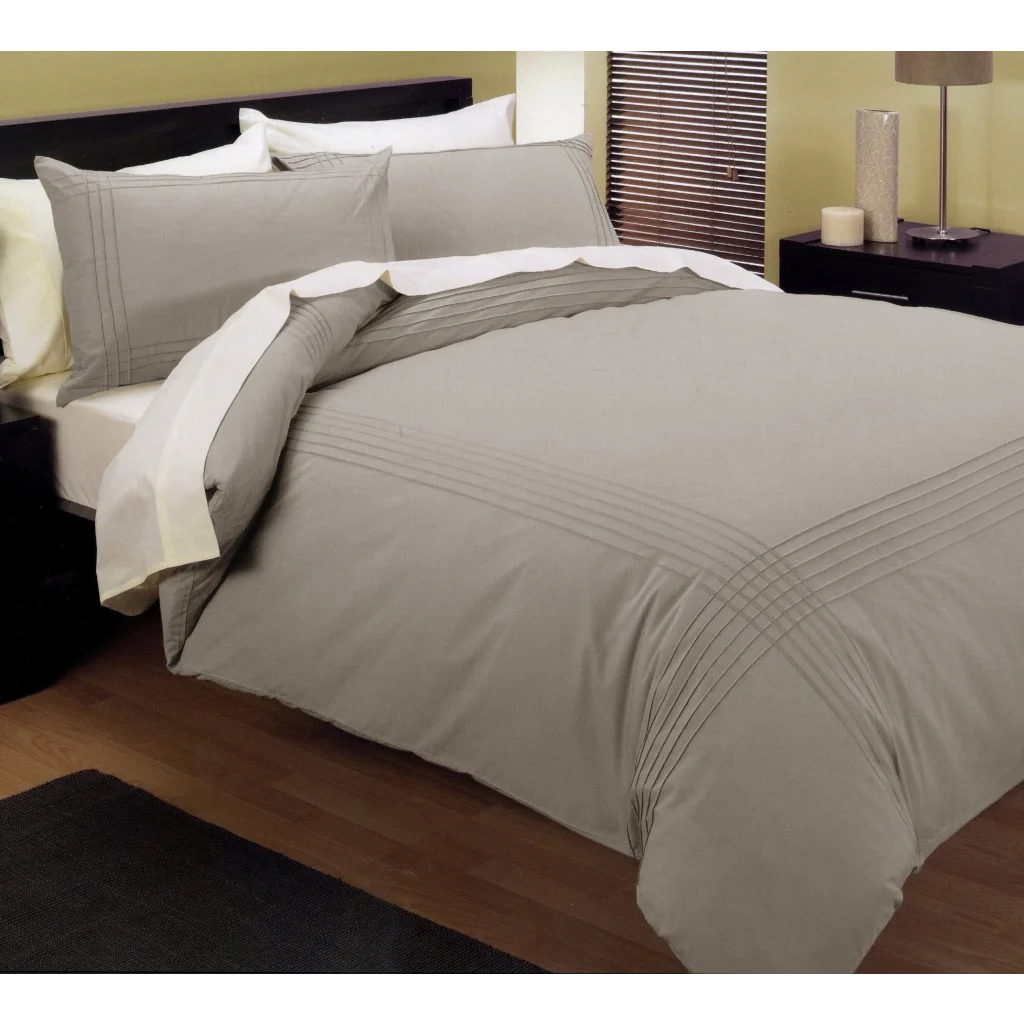 Kingtex Pintuck Quilt Cover Set Double - Home & Garden