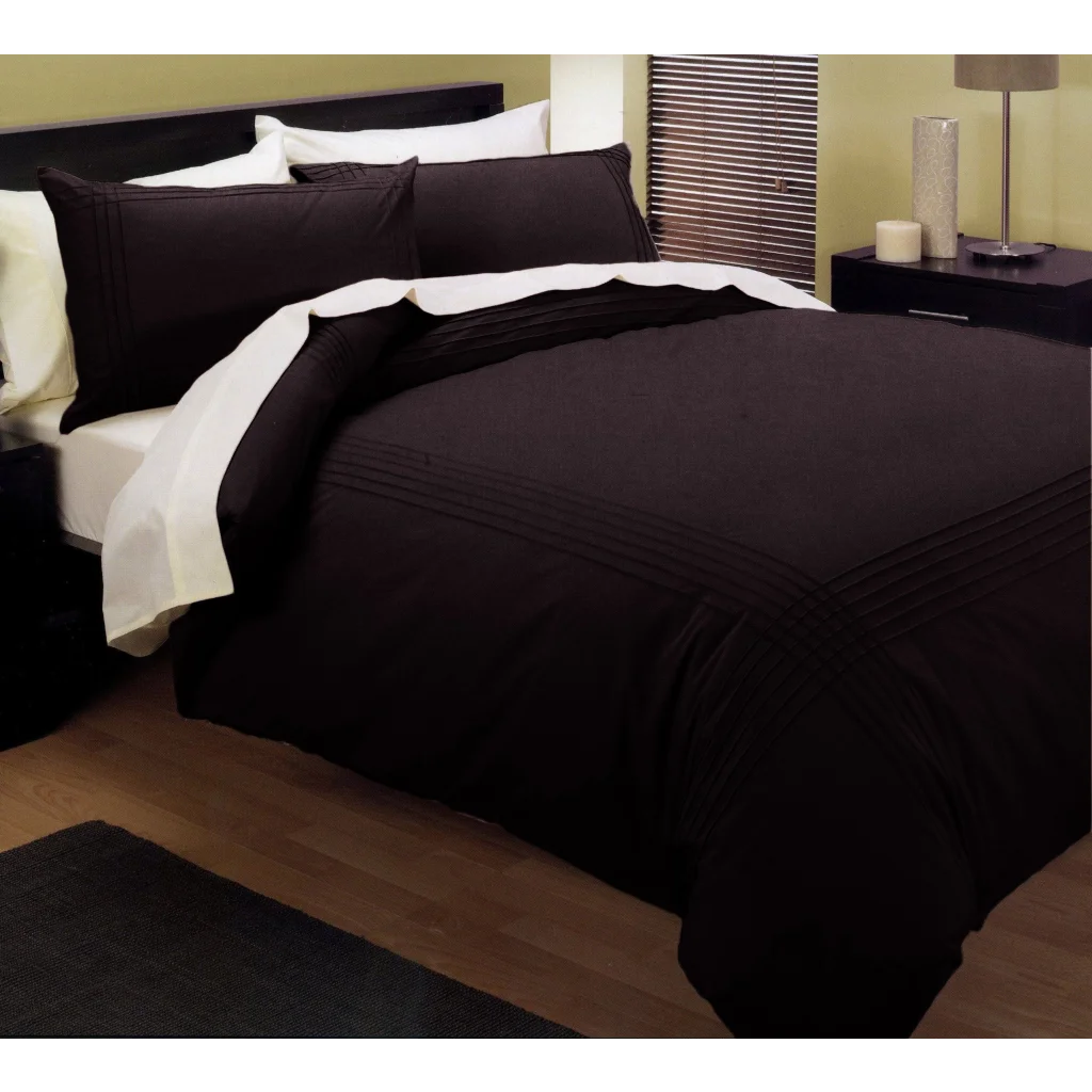 Kingtex Pintuck Quilt Cover Set Queen - Chocolate - Home &