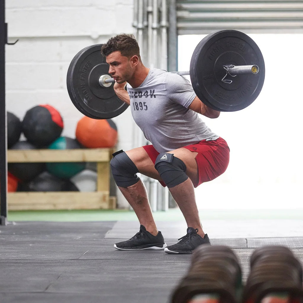 Knee Wraps Black Reebok - Sports & Fitness