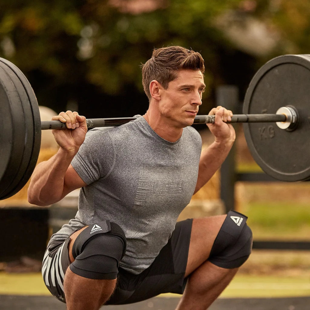 Knee Wraps Black Reebok - Sports & Fitness