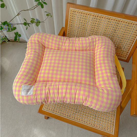 L Orange All-Season Pet Bed - Soft Washable Dog & Cat Lat
