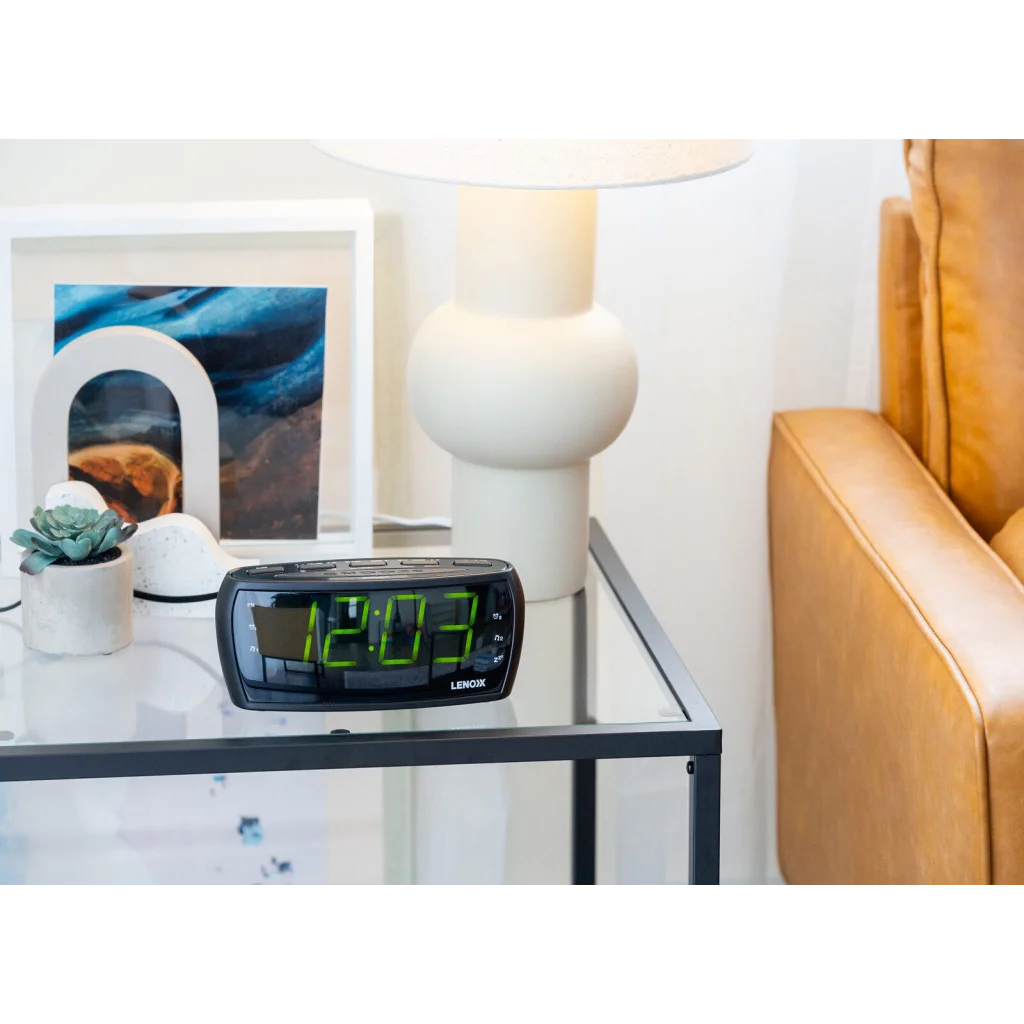 Large Number Clock Radio 748