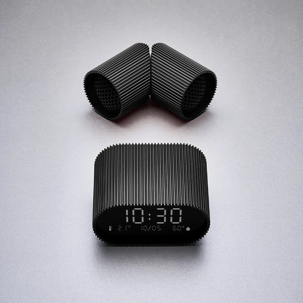 Black lexon ray set with display setup and product form
