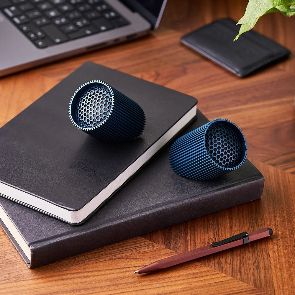Blue lexon ray set with display setup and product form