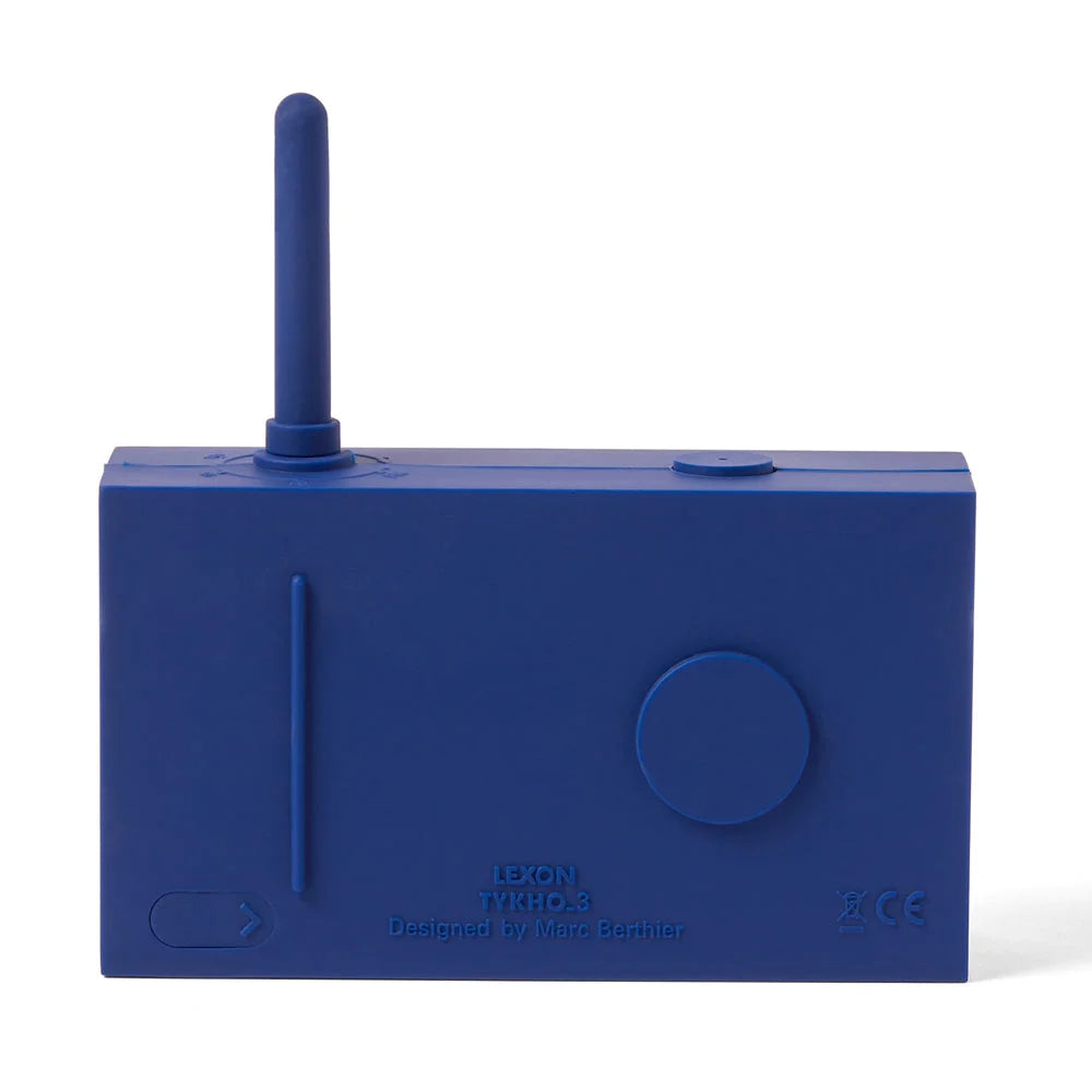 Blue lexon thykho fm with size cues and product form