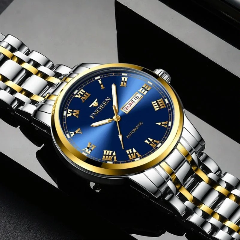Men Luminous Quartz Watch with Roman Numeral Dial - Sporty