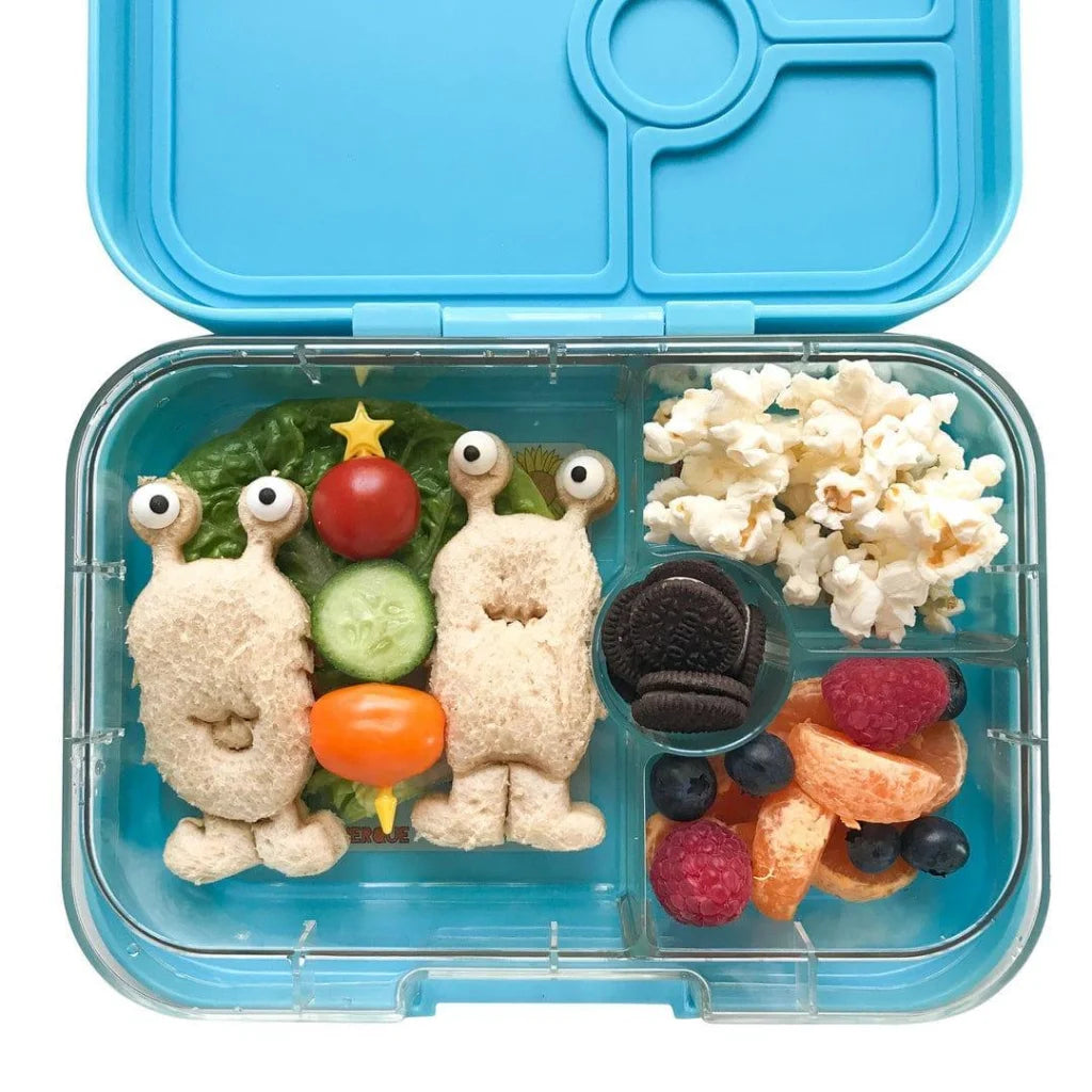 MONTII.CO Lunch Punch Sandwich Cutters | Space-1973194231602352135