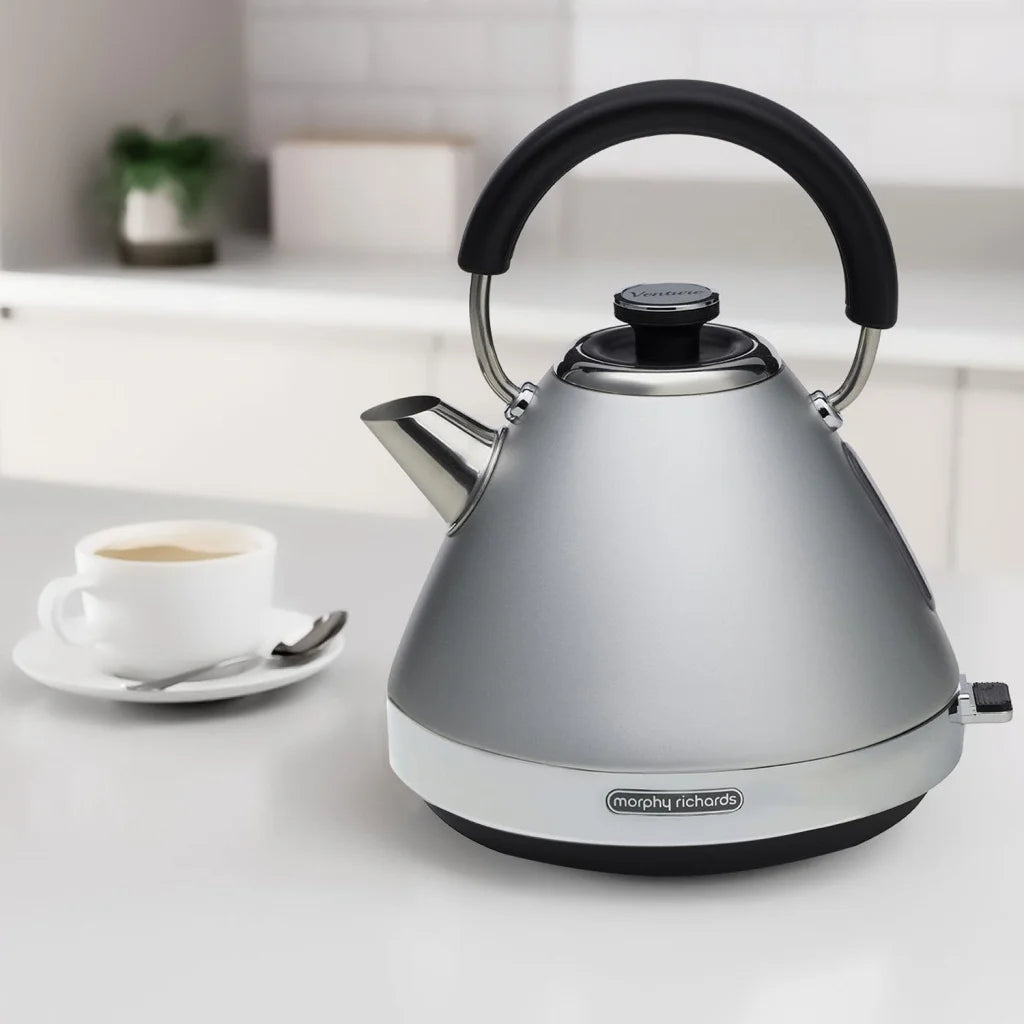Morphy Richards 1.5L Venture Collection Pyramid Kettle