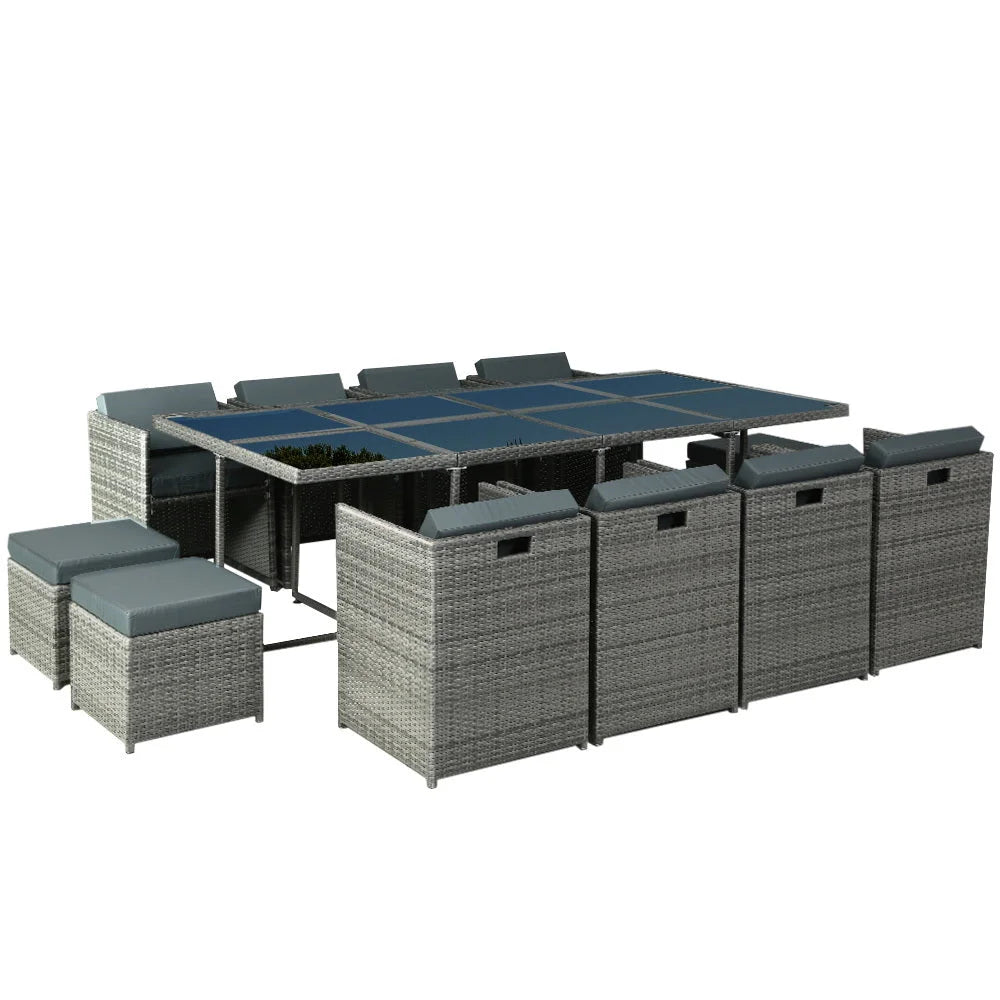 Wicker outdoor dining table and chairs set