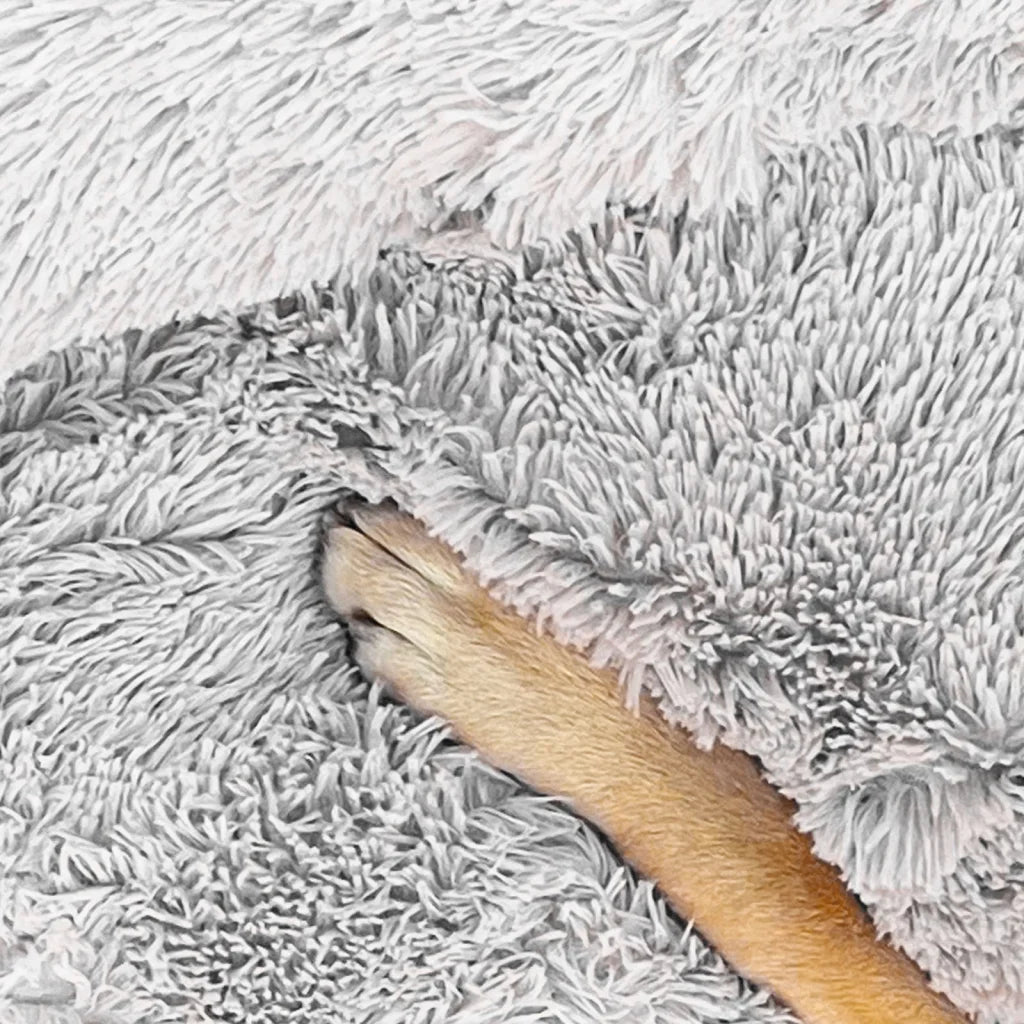 Pet Dog Bed Bedding Warm Plush Round Comfortable Dog Nest