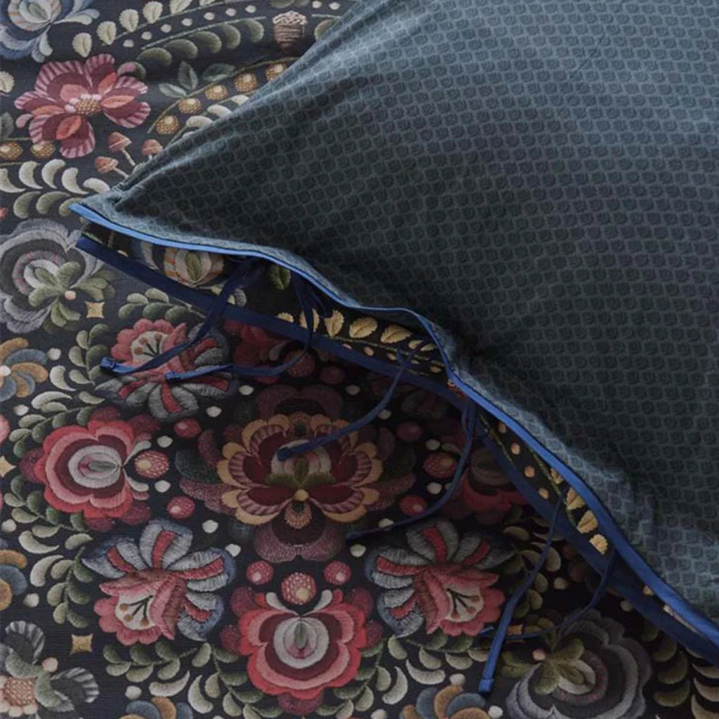 PIP Studio Il Ricamo Dark Blue Cotton Quilt Cover Set