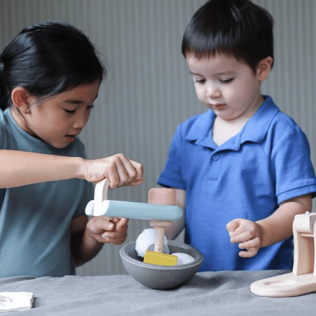Plan Toys Stand Mixer Set-1973194212878979075