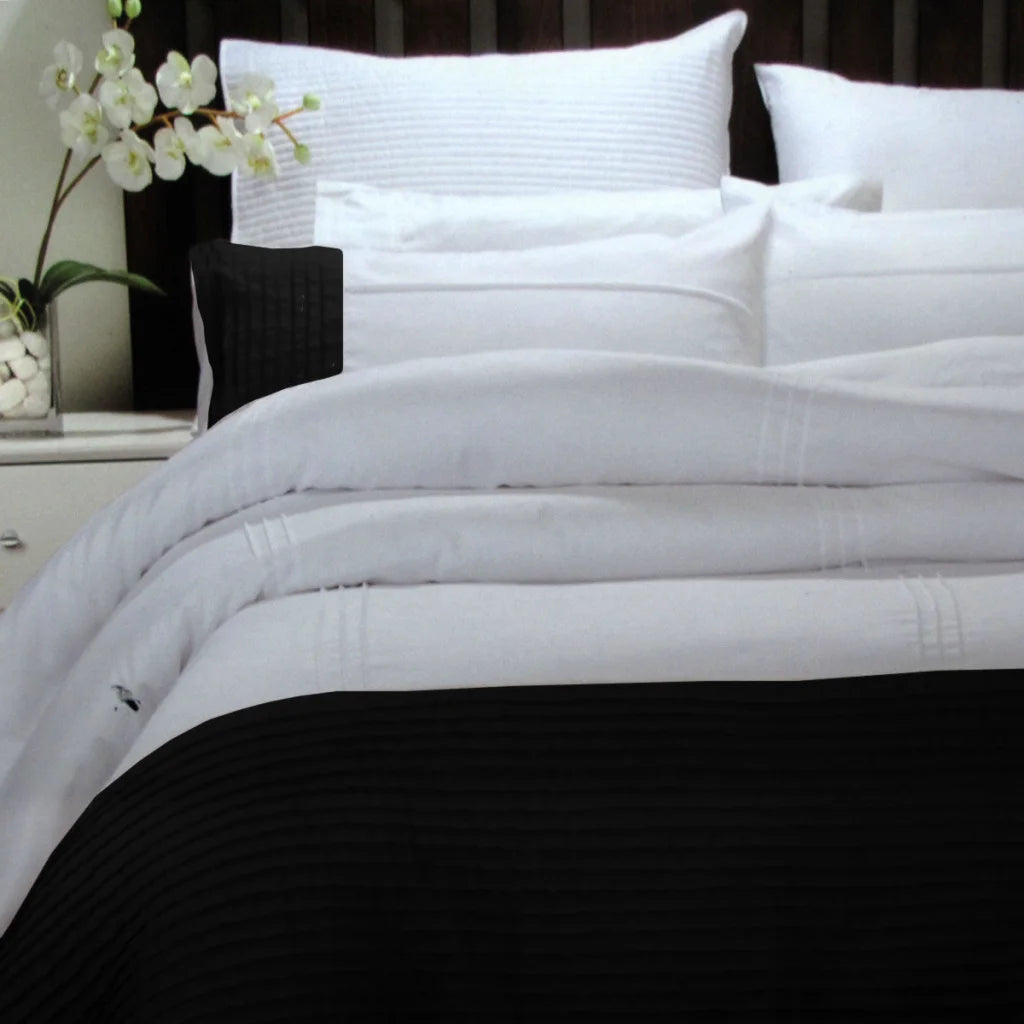 Quilt Cover Set Pintuck Black Single - Home & Garden