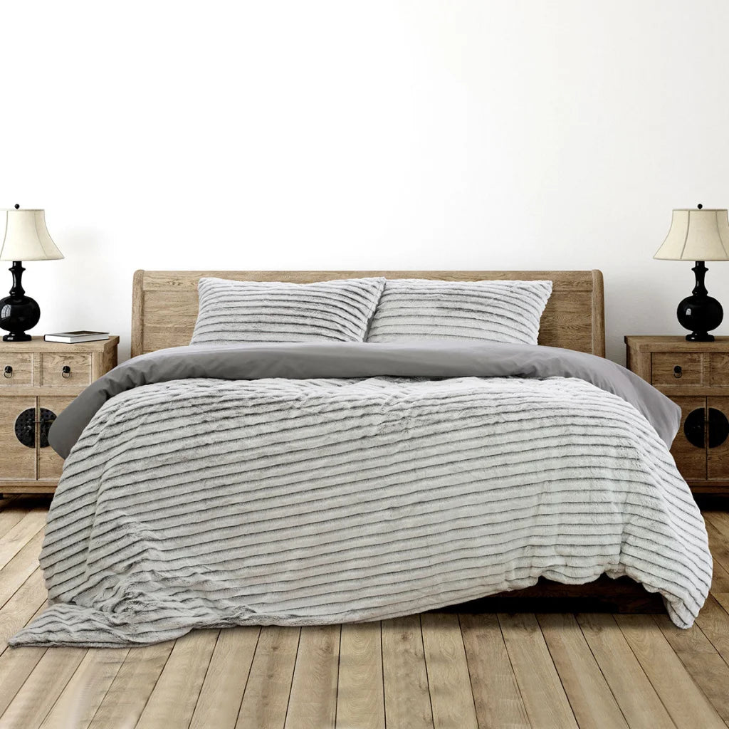 Quilt Cover Set Queen - Ardor Striped Faux Fur Grey Super
