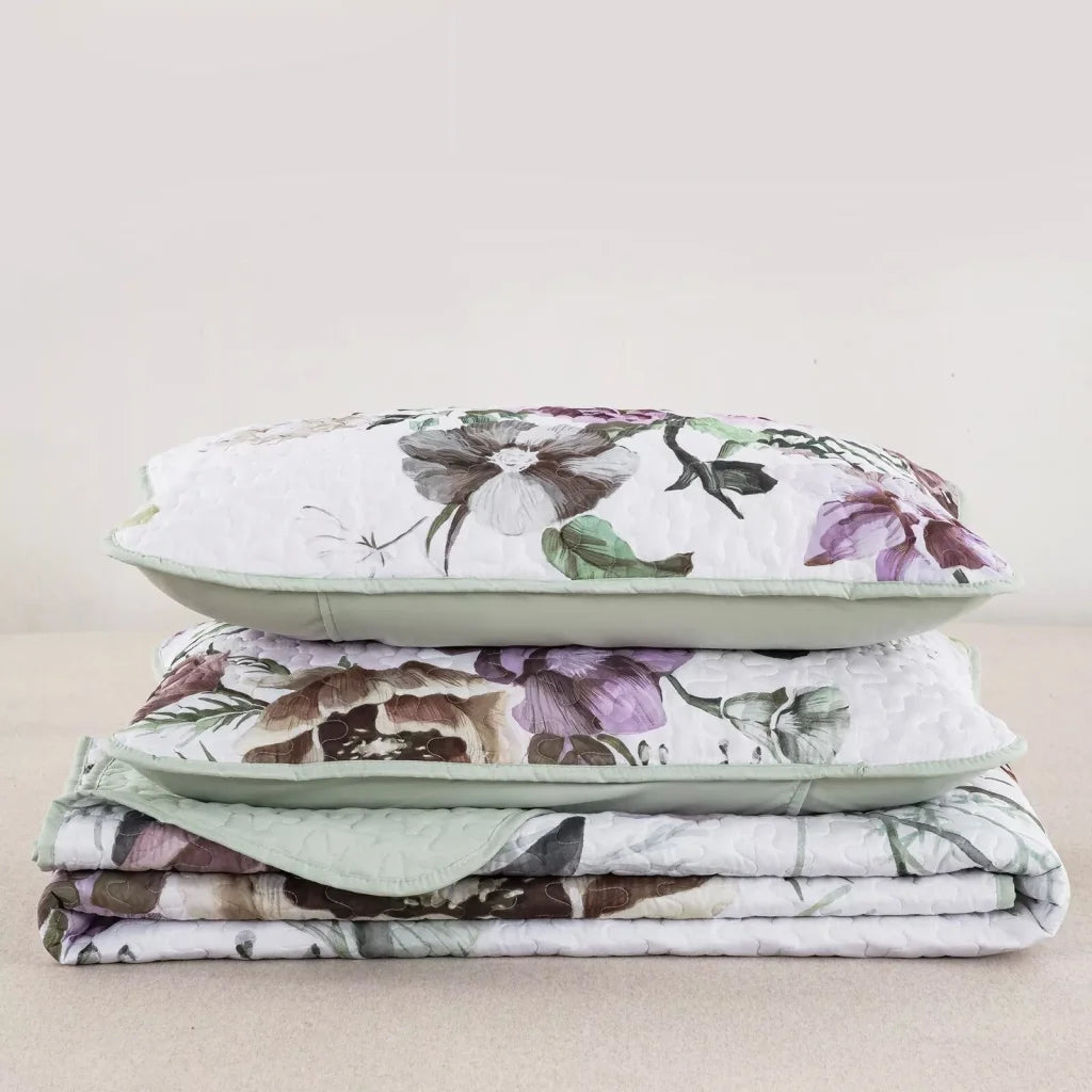 Quilted Bedspread & Pillowcases Set - Deluxe Infuse