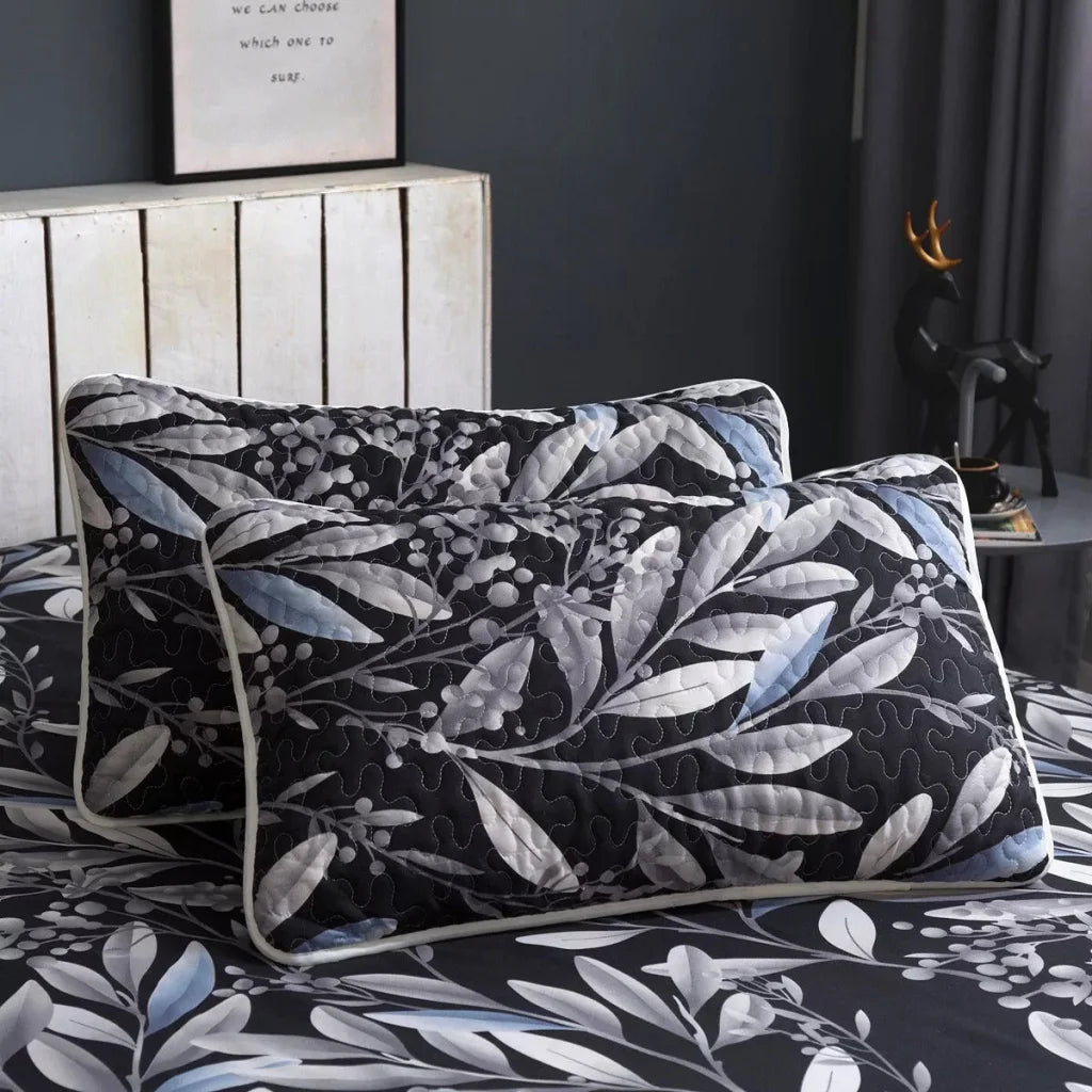 Quilted Bedspread & Pillowcases Set - Whimsical Add Fun