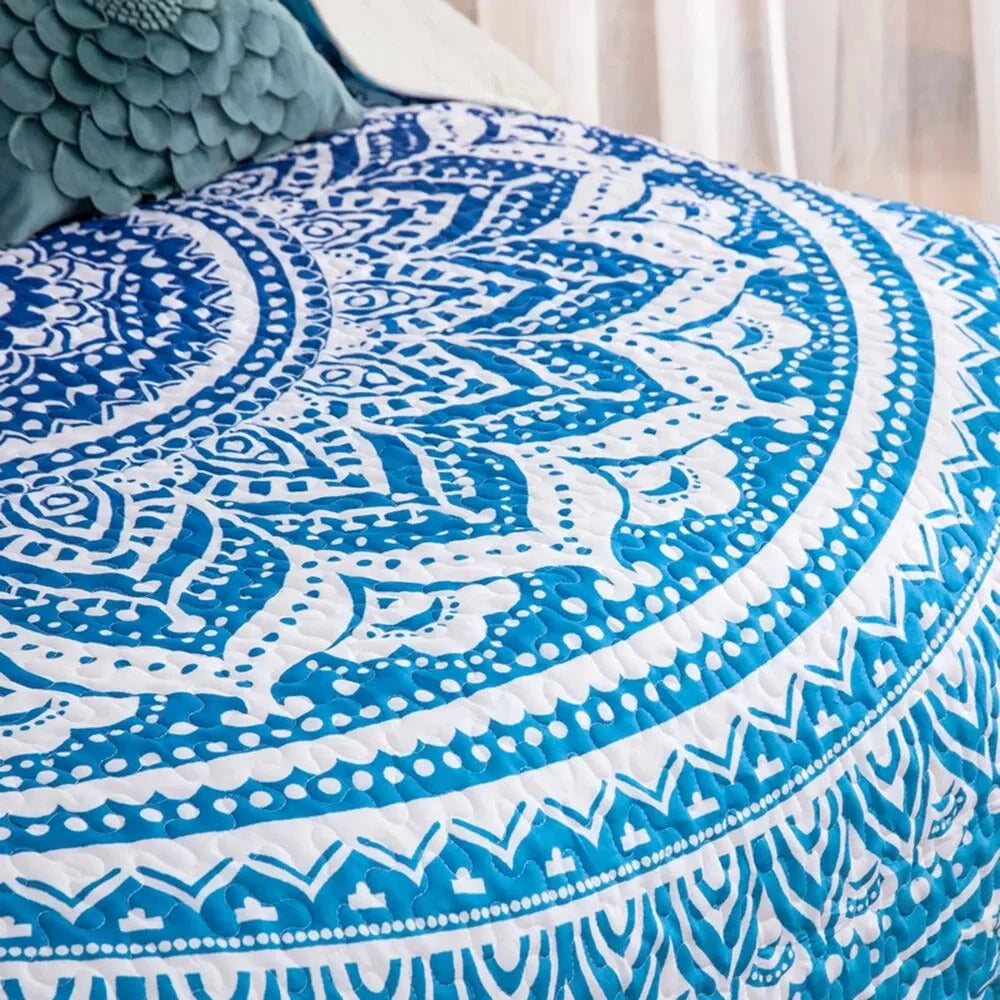 Quilted Bedspread & Pillowcases Set - Xciting Add Some Fun