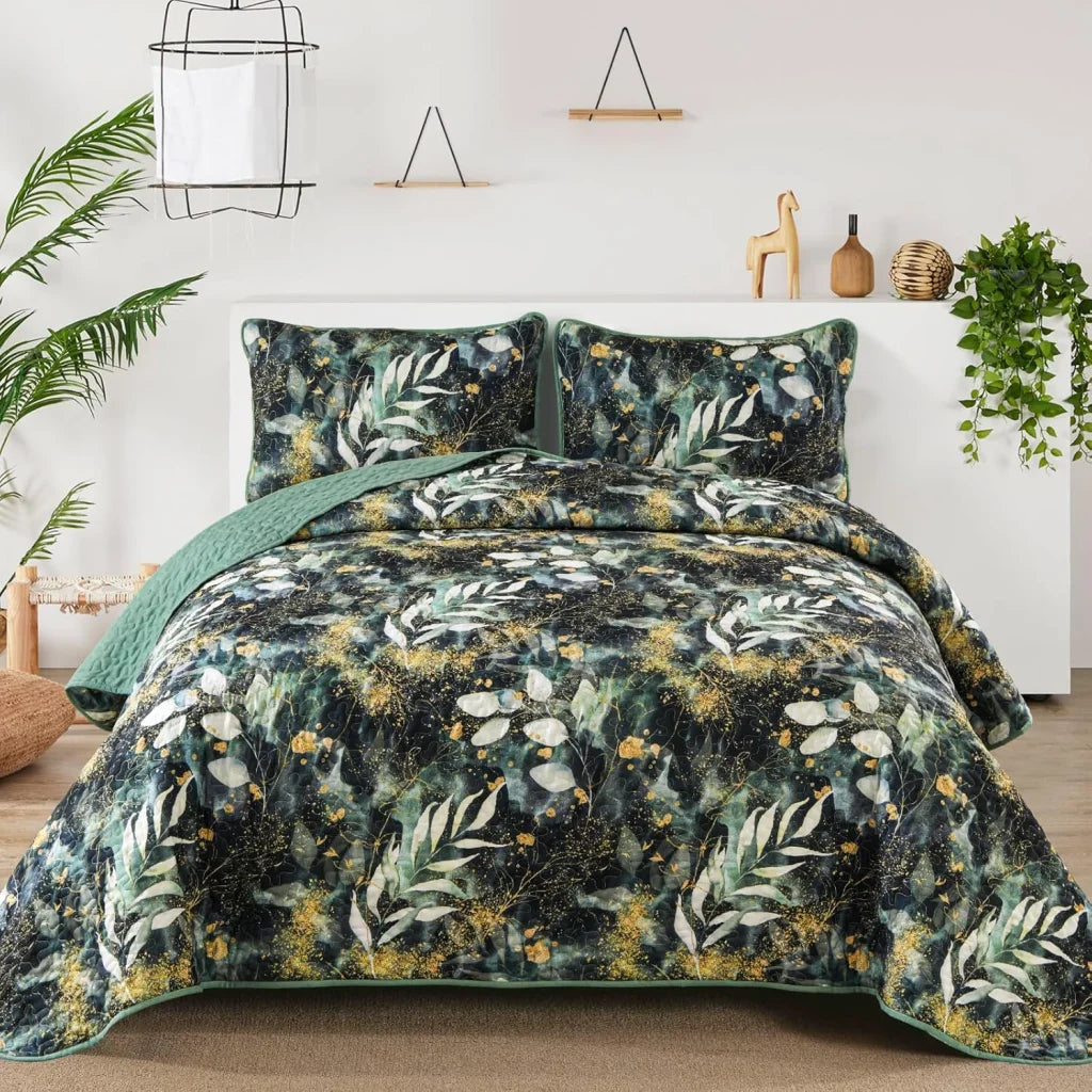 Quilted Coverlet & Pillowcases Set - Lush Soft & Cozy Feel