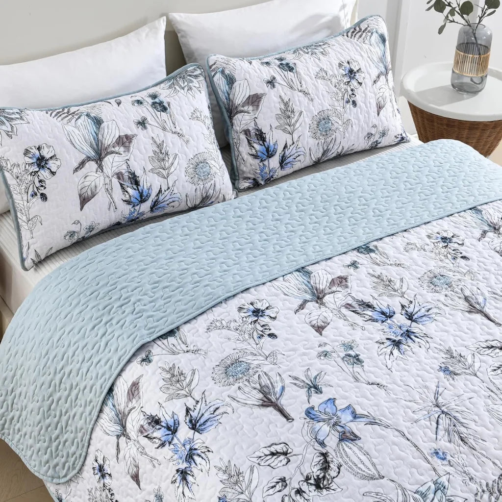 Quilted Coverlet & Pillowcases Set - Yearning for a Better