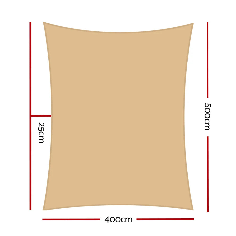 Shade sail with clear colour, fittings and storage pieces