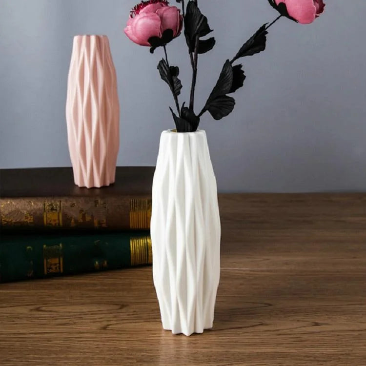 Set of 3 Creative Plastic Camellia Vases for Wet and Dry