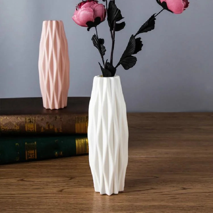 Set of 3 Creative Plastic Camellia Vases for Wet and Dry