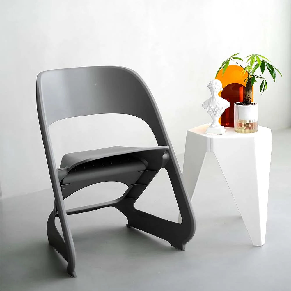 Grey plastic 4 set dining chairs for household use