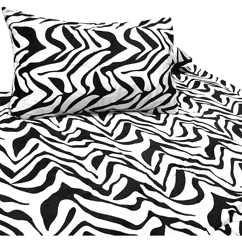 Shangri-La Printed Faux Fur Quilt Cover Set Queen - White