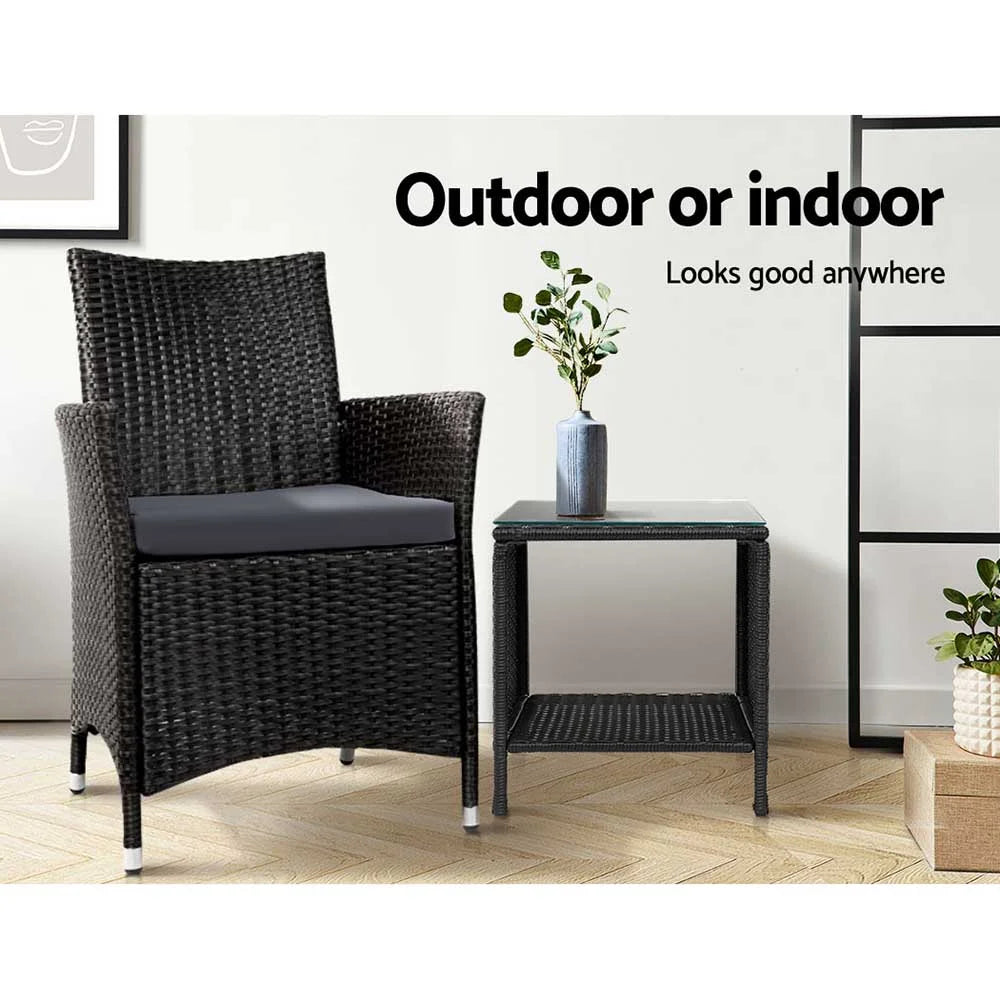 Table coffee patio with size cues and product form