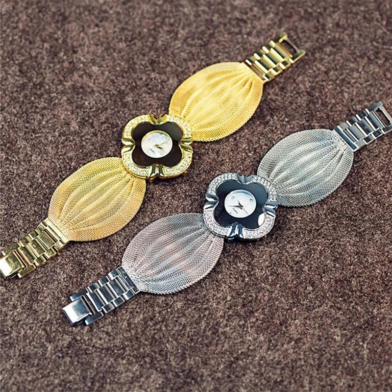 Silver Flower Mirror Watch with Diamond Grid Strap