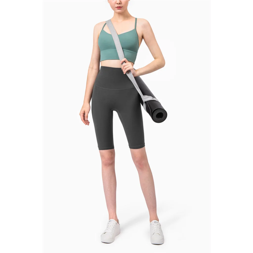 Size L Barbie Powder Seamless High-Waisted Yoga Shorts