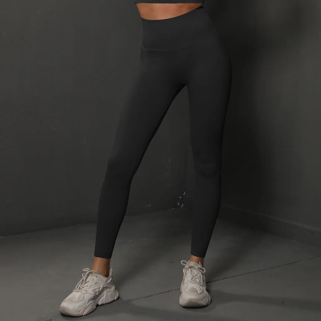 Size S Black Seamless High-Waisted Yoga Pants for Women
