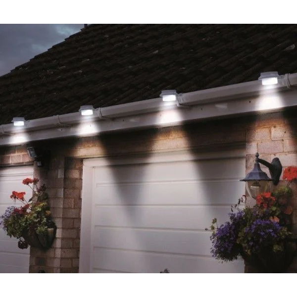 Solar Multipurpose Light (1-Piece White) w/ Screw & Mount