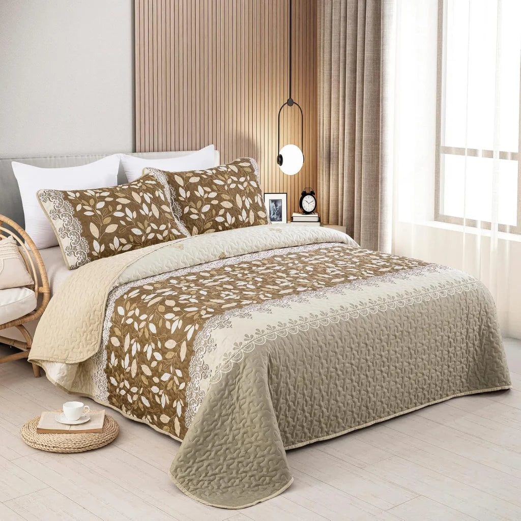 Sophisticated Quilted Bedspread & Pillowcases Set