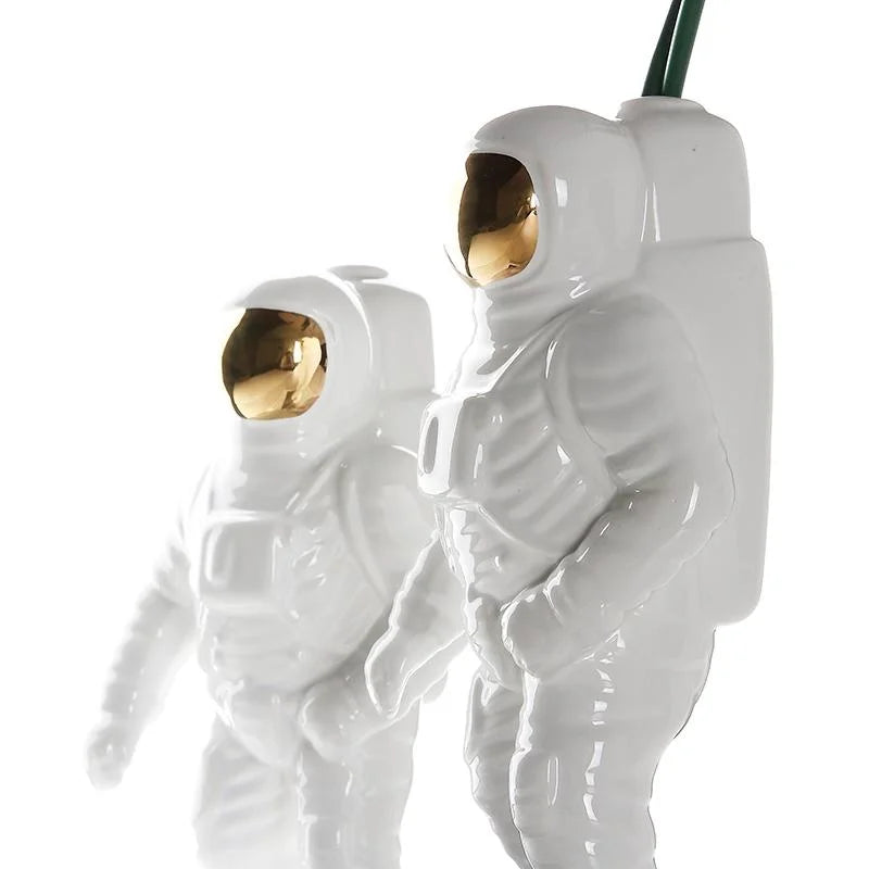 Spacewalker Ceramic Vase with Dried Flowers - Tabletop