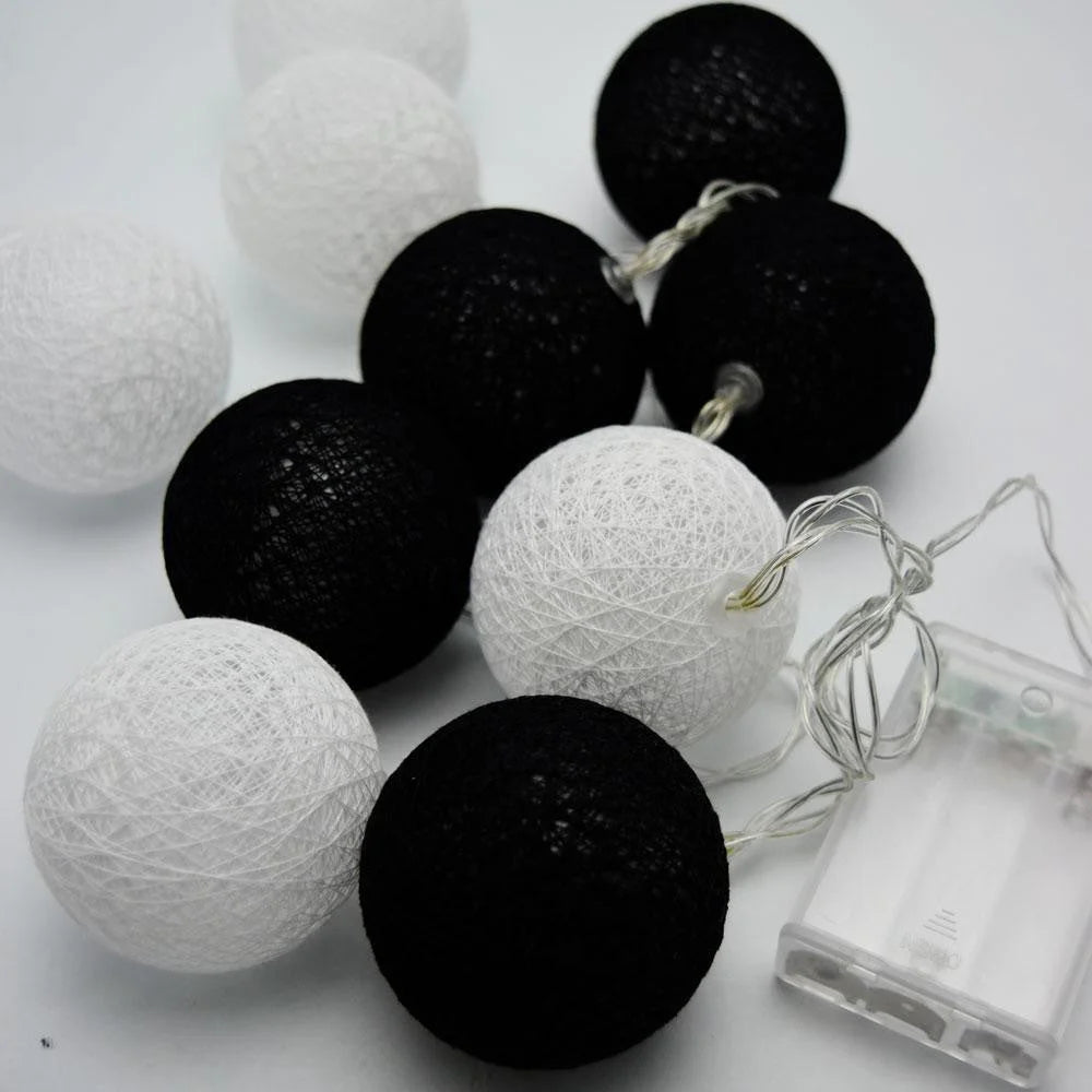 String Lights 20 LED Black White 5cm Cotton Ball Battery