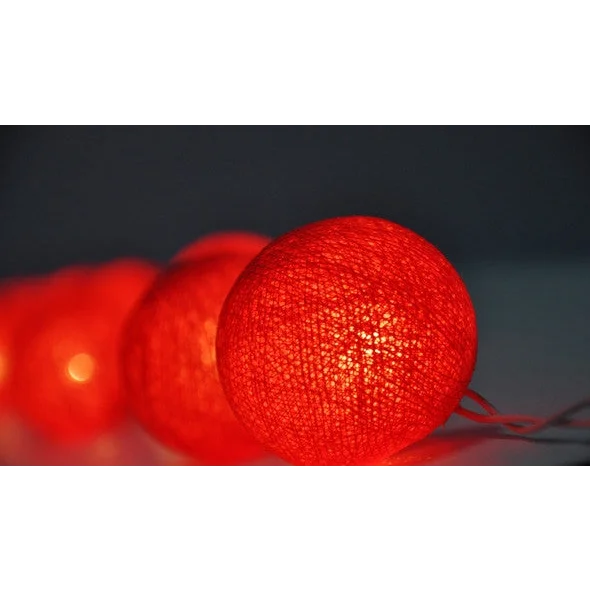 String Lights 20 LED Red 5cm Cotton Ball Battery Powered
