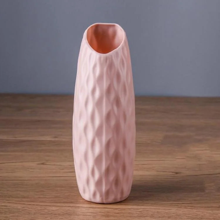 Sturdy Plastic Vase for Creative Display - Drop-resistant