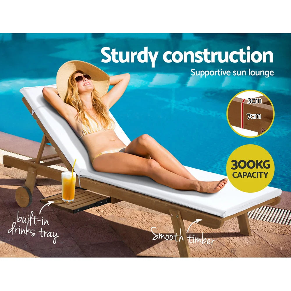 Sun Lounger Wicker Lounge Day Bed with Wheels - Patio