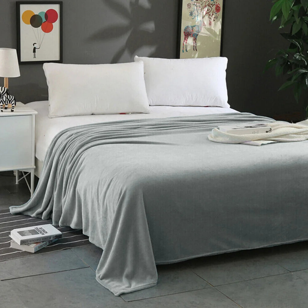 Super Soft Micro Flannel Plush Blanket Queen 220 x 240cm