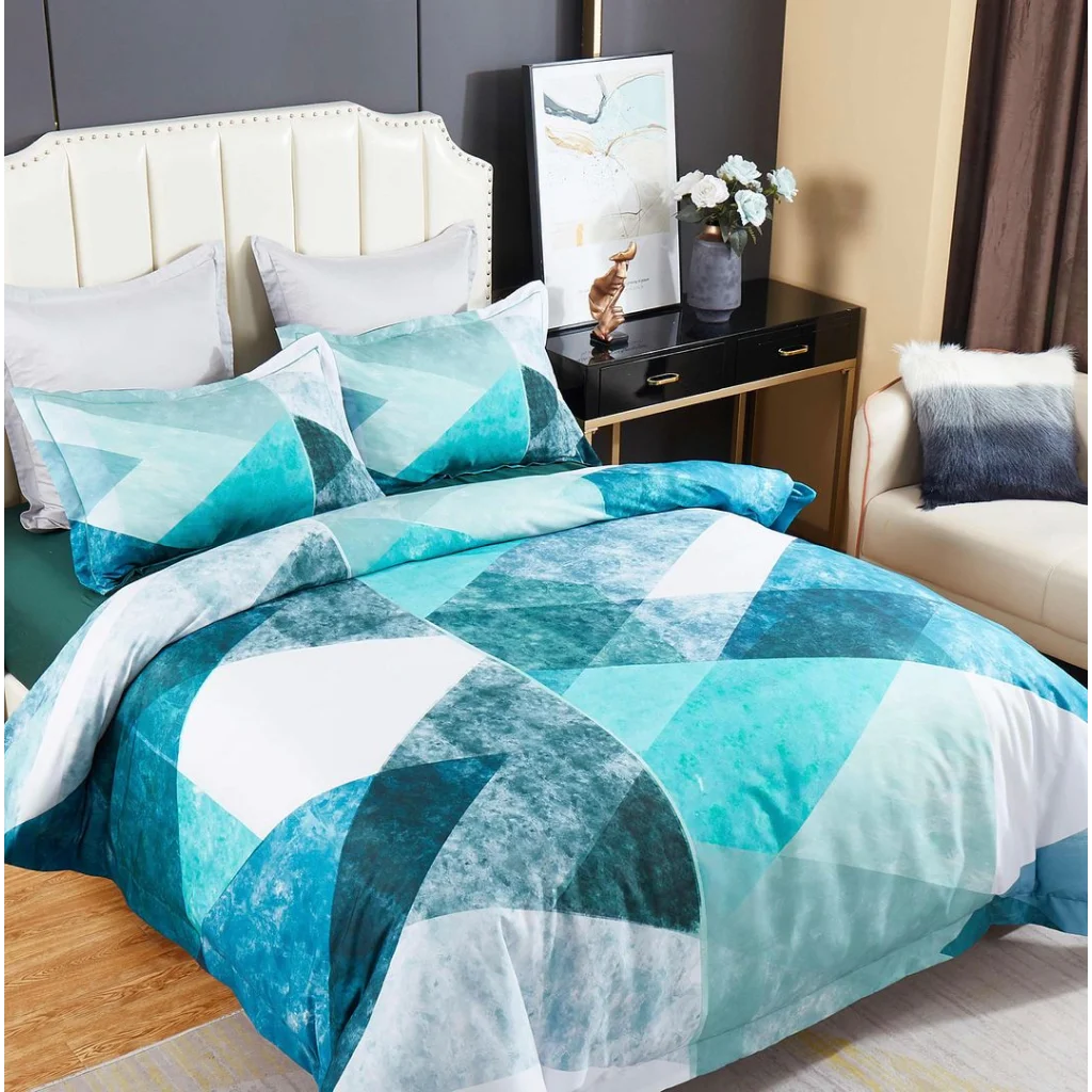Takashi Quilt Cover Set - Queen Size - Home & Garden