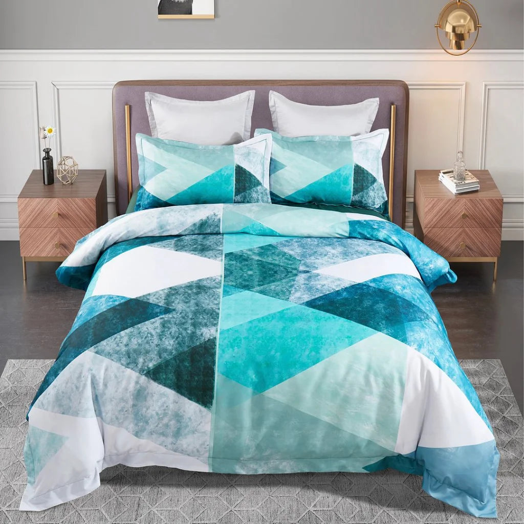 Takashi Quilt Cover Set - Queen Size - Home & Garden