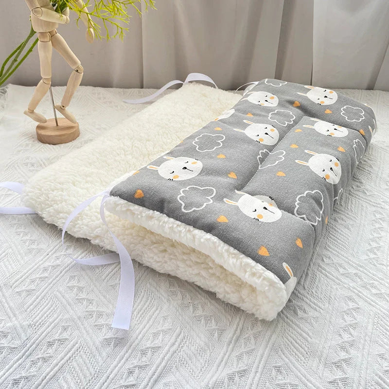 Tie-On Cat Cage Platform Pad - Rabbit pattern on Gray